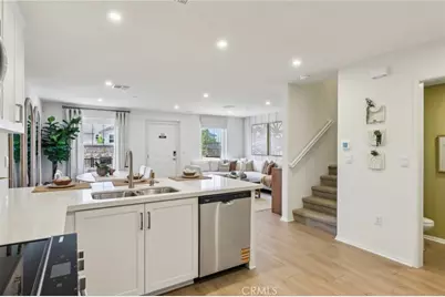 15513 April Dawn Way #3, Fontana, CA 92336 - Photo 11