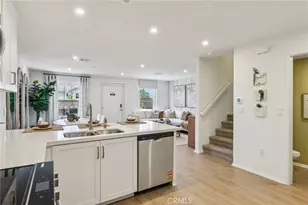 15513 April Dawn Way, Fontana, CA 92336 - Photo 11