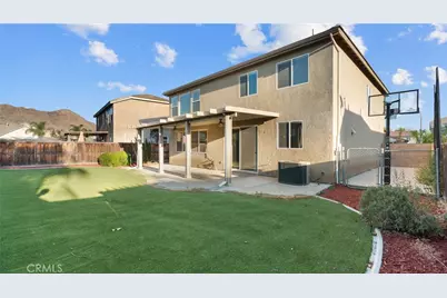 29360 Coral Island Ct, Menifee, CA 92585 - Photo 17