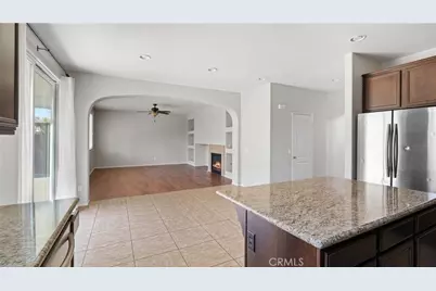 29360 Coral Island Ct, Menifee, CA 92585 - Photo 7