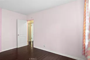 17806 Erwin St, Encino, CA 91316 - Photo 9