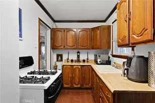 17806 Erwin St, Encino, CA 91316 - Photo 17