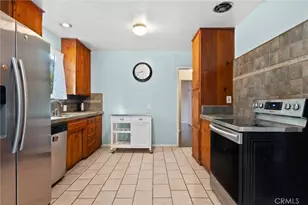 17806 Erwin St, Encino, CA 91316 - Photo 13