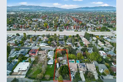 17806 Erwin St, Encino, CA 91316 - Photo 57