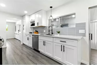 900 Santa Clara, Hemet, CA 92543 - Photo 1