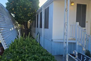 42751 Florida, Hemet, CA 92544 - Photo 21