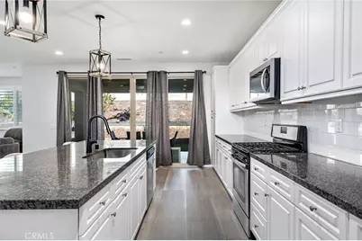 30616 Aspen Glen, Murrieta, CA 92563 - Photo 5