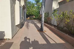 41195 Via Cedro, Murrieta, CA 92562 - Photo 3