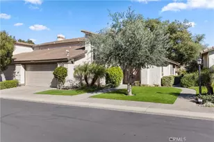 38501 Oaktree Loop, Murrieta, CA 92562 - Photo 33