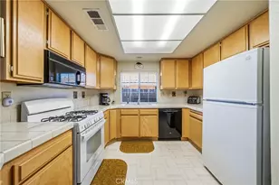 28281 Via Cascadita, Menifee, CA 92585 - Photo 13