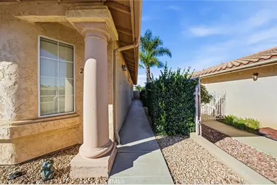 28281 Via Cascadita, Menifee, CA 92585 - Photo 3