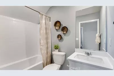 2763 E Amberley Privado, Ontario, CA 91762 - Photo 5