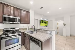 31210 Strawberry Tree Ln, Temecula, CA 92592 - Photo 9