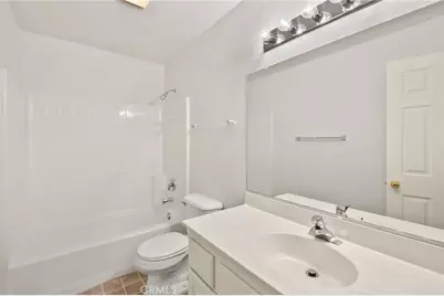 27297 Sierra Madre Drive, Murrieta, CA 92563 - Photo 37