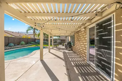 32816 Autumn Wood Cir, Lake Elsinore, CA 92530 - Photo 37