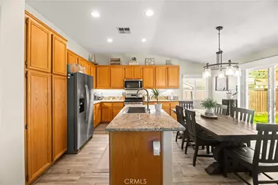 32816 Autumn Wood Cir, Lake Elsinore, CA 92530 - Photo 17