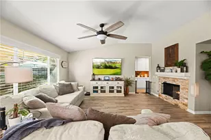 32816 Autumn Wood Cir, Lake Elsinore, CA 92530 - Photo 15