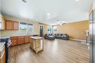 15158 Spinnaker Drive, Lake Elsinore, CA 92530 - Photo 17