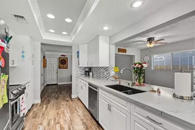 30698 Long Point, Canyon Lake, CA 92587 - Photo 15