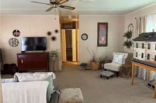 332 N Lyon, Hemet, CA 92543 - Photo 11