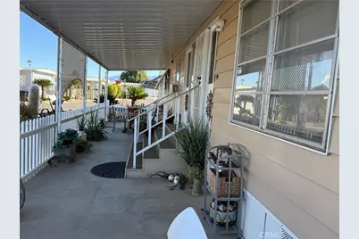 332 N Lyon, Hemet, CA 92543 - Photo 3