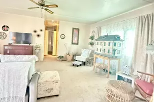 332 N Lyon, Hemet, CA 92543 - Photo 13