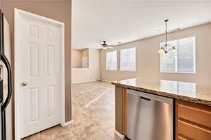 41688 Timberwood Ave, Murrieta, CA 92562 - Photo 9