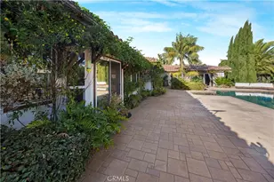 30415 Disney, Vista, CA 92084 - Photo 7