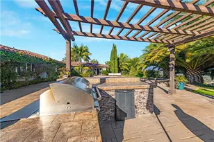 30415 Disney, Vista, CA 92084 - Photo 17