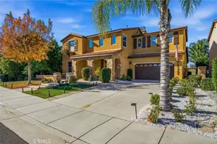 35409 Summerholly Ln, Murrieta, CA 92563 - Photo 3