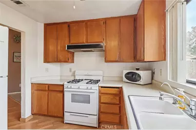 484 Westminister, San Jacinto, CA 92583 - Photo 9