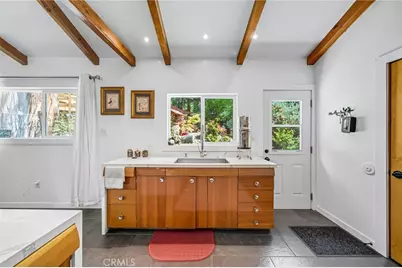 25106 Rim Rock Rd, Idyllwild, CA 92549 - Photo 21