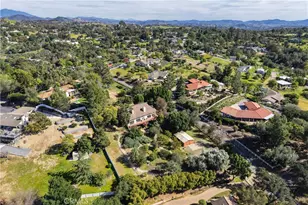 2248 Mil Sorpresas, Fallbrook, CA 92028 - Photo 15