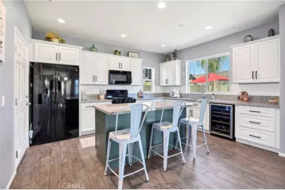 1665 Vibrant Gln, San Jacinto, CA 92582 - Photo 5