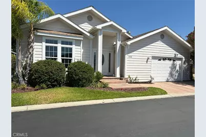 1446 Martinique, Hemet, CA 92543 - Photo 1