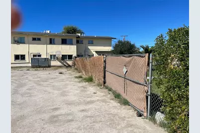 82180 Valencia, Indio, CA 92201 - Photo 3