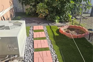 206 Lyon, Hemet, CA 92543 - Photo 9