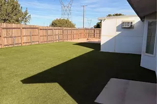 9154 Coleridge, Oak Hills, CA 92344 - Photo 11