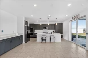 30646 Canary Palm Cir, Menifee, CA 92584 - Photo 21