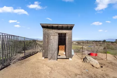 17465 Santa Rosa Mine, Perris, CA 92570 - Photo 55