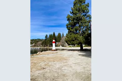 27657 Peninsula Drive #106, Lake Arrowhead, CA 92352 - Photo 31