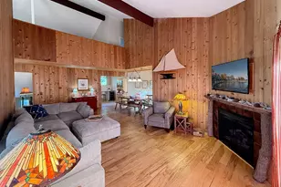 27657 Peninsula Dr, Lake Arrowhead, CA 92352 - Photo 7