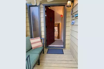 27657 Peninsula Drive #106, Lake Arrowhead, CA 92352 - Photo 5