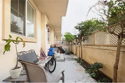 634 Meyer Lane #D, Redondo Beach, CA 90278 - Photo 5