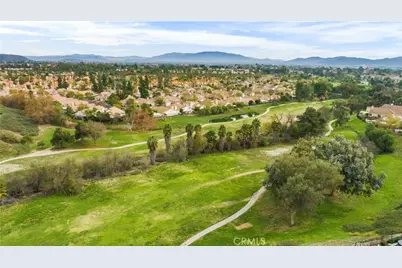 40624 Corte Albara, Murrieta, CA 92562 - Photo 39
