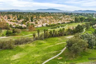 40624 Corte Albara, Murrieta, CA 92562 - Photo 39