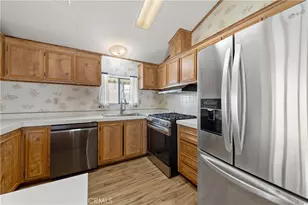 332 N Lyon Ave, Hemet, CA 92543 - Photo 9