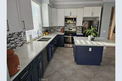 27886 Starfall Way, Murrieta, CA 92563 - Photo 5