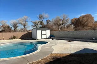 13535 Driftwood, Victorville, CA 92395 - Photo 7