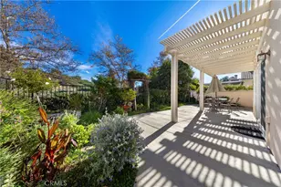 24272 Calle Artino, Murrieta, CA 92562 - Photo 33